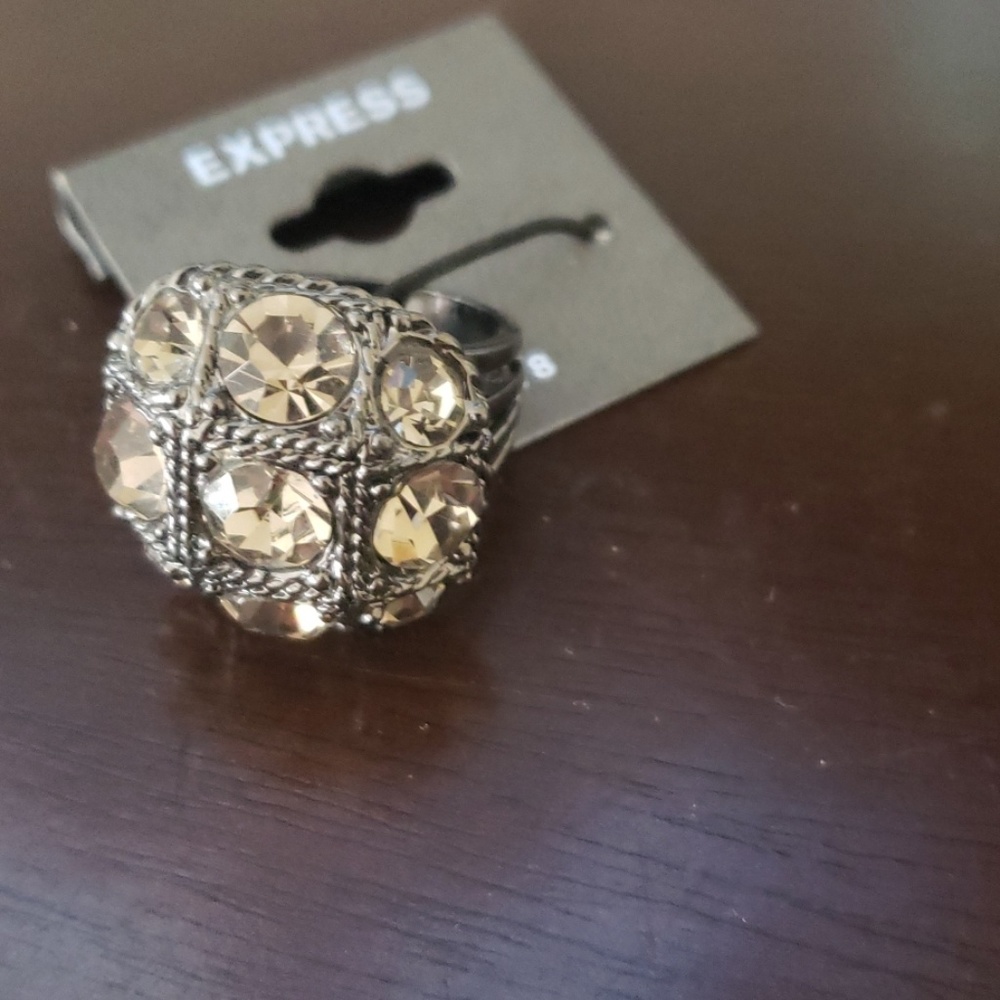 Express ring